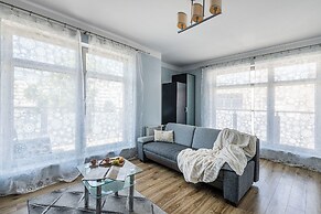 Lion Apartments - The Wave