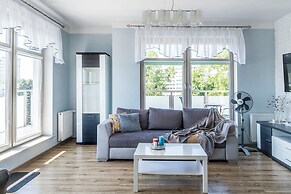 Lion Apartments - The Wave