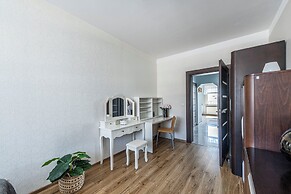 Lion Apartments - The Wave