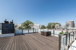 Lion Apartments - The Wave