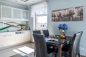 Lion Apartments - The Wave