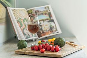 Lion Apartments - The Wave