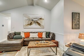 Deck & Gas Grill: Riverfront Home in Heber Springs