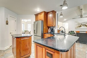 Deck & Gas Grill: Riverfront Home in Heber Springs