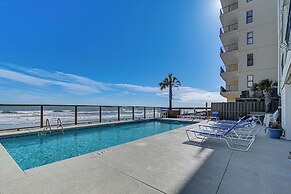 Pool & Beach Access: Scenic Murrells Inlet Condo!