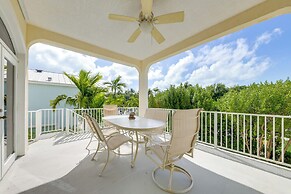 Half-mi to Boat Ramp: Canal-front Florida Keys Gem