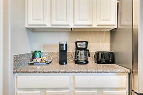 4 Mi to Lake Powell: Retreat w/ Game Room!