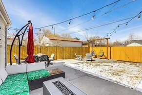< 1 Mi to Olde Town Arvada: Home w/ Patio!
