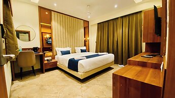The Velar Hotel, Vijay Nagar