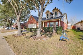 Family Gem w/ Fire Pit & Fenced Yard in Houston