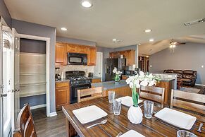 Family Gem w/ Fire Pit & Fenced Yard in Houston