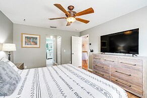 Private Pool & Fire Pit: Family Gem in Cape Coral