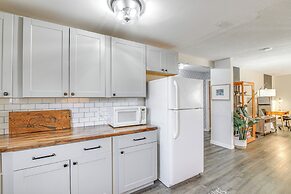 Close to Downtown & Parks: Modern Anchorage Home