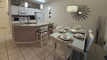 Spacious Family Townhouse Kissimmee - Sleeps 8