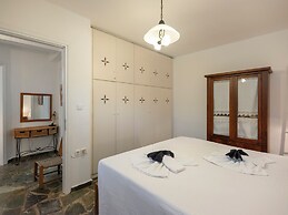 Paros' slice of Paradise