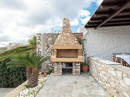 Paros' slice of Paradise