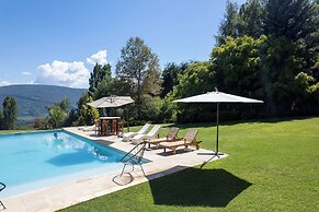 Rotui Luxury Village