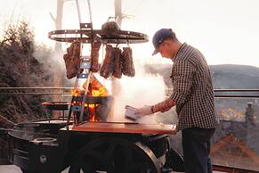 Rotui Luxury Village