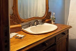 Rotui Luxury Village