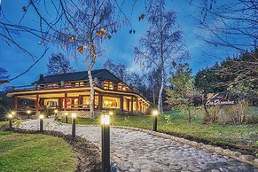 Rotui Luxury Village