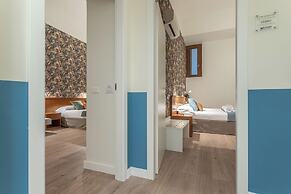 Vittoria Garden Suites