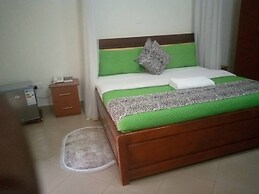 Lorycon Hotel