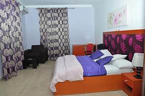 Florence Hotel and Suites