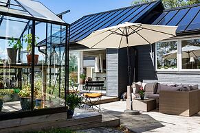 Dream Stay Seafront Villa Padel Court