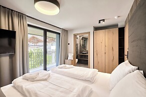 Chalet White Pearl by MYALPS