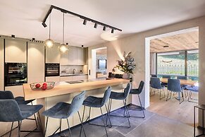 Chalet White Pearl by MYALPS