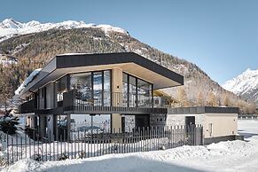 Chalet White Pearl by MYALPS