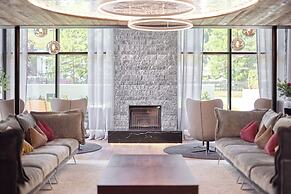 Chalet White Pearl by MYALPS