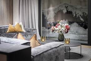 Chalet White Pearl by MYALPS