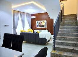 Carter's Luxury Apartment