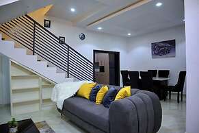 Carter's Luxury Apartment