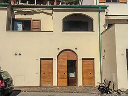 Casa del Porticciolo di Capraia
