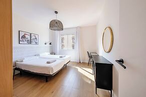 BeBarceloner Eixample Apartments