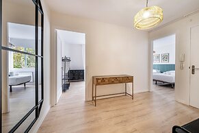 BeBarceloner Eixample Apartments