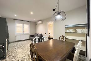 BeBarceloner Eixample Apartments