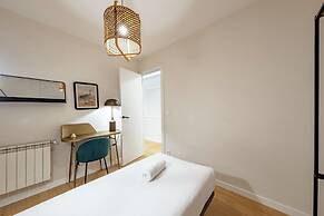 BeBarceloner Eixample Apartments