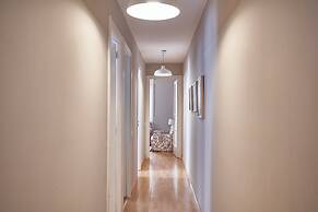 BeBarceloner Eixample Apartments