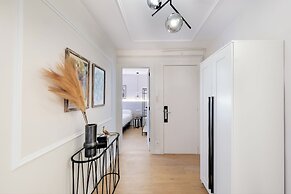 BeBarceloner Eixample Apartments