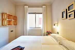 BeBarceloner Sants Apartments