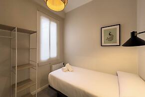 BeBarceloner Sants Apartments