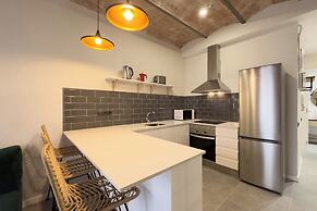 BeBarceloner Sants Apartments