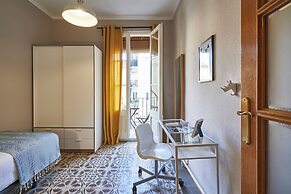 BeBarceloner Sants Apartments