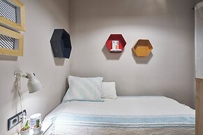 BeBarceloner Sants Apartments