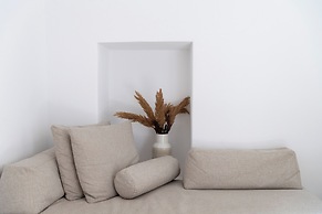 Parikia's Cosy Jewel