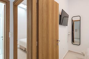 Parikia's Cosy Jewel