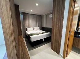 Studio Design 3 Apt 604